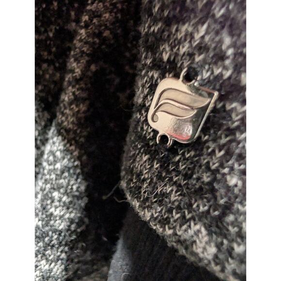 Fabletics Keeva Pullover Heather Gray Black Women's Size XL Sweatshirt Shirt Top - Picture 4 of 15